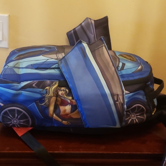 sprayground lamborghini backpack
